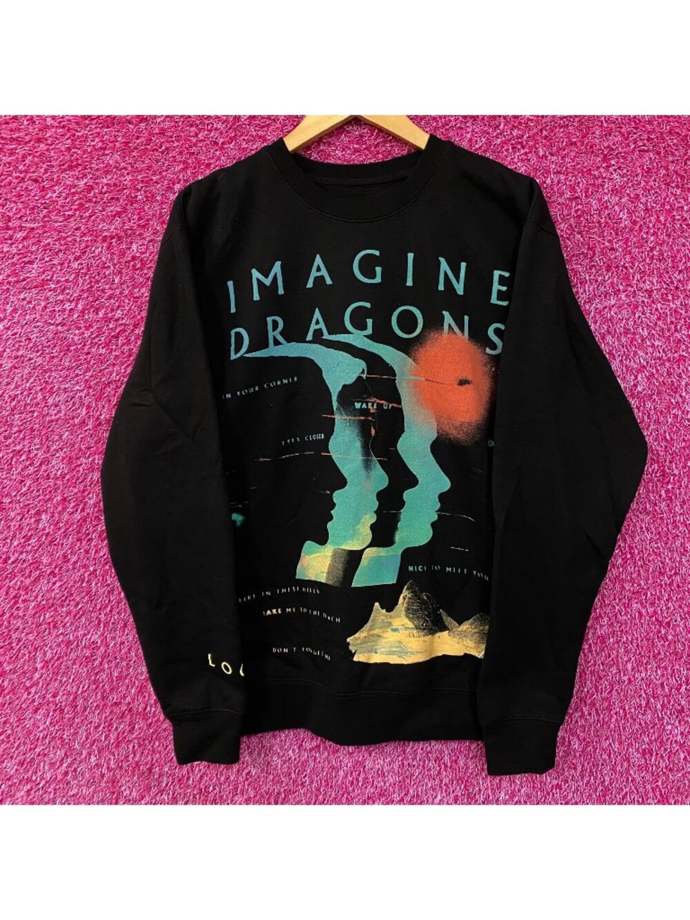 Imagine Dragons Loom World Tour 2024 Crewneck Sweatshirt Medium